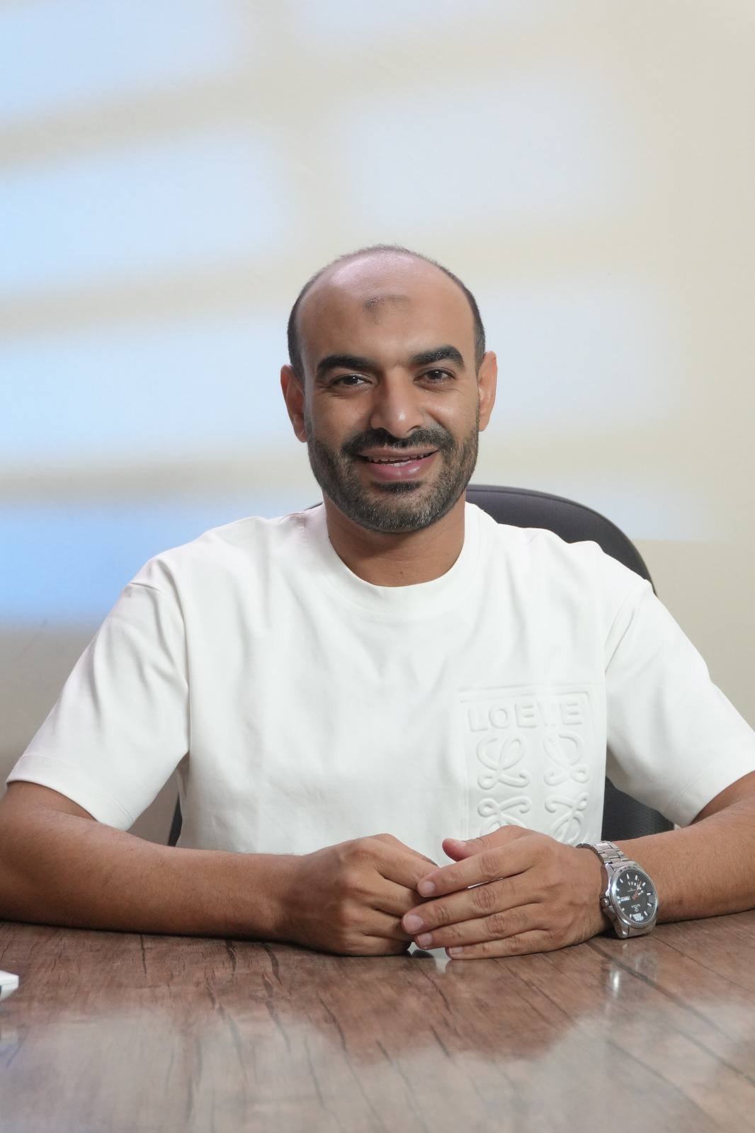 مستر أحمد عبد الناصر مقداد مدرس التاريخ